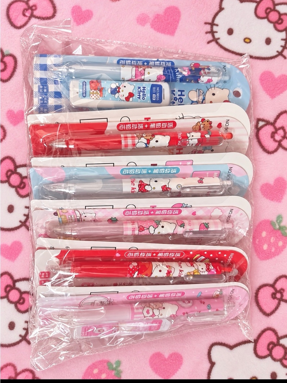 6 Hello Kitty mechanical pencil sets